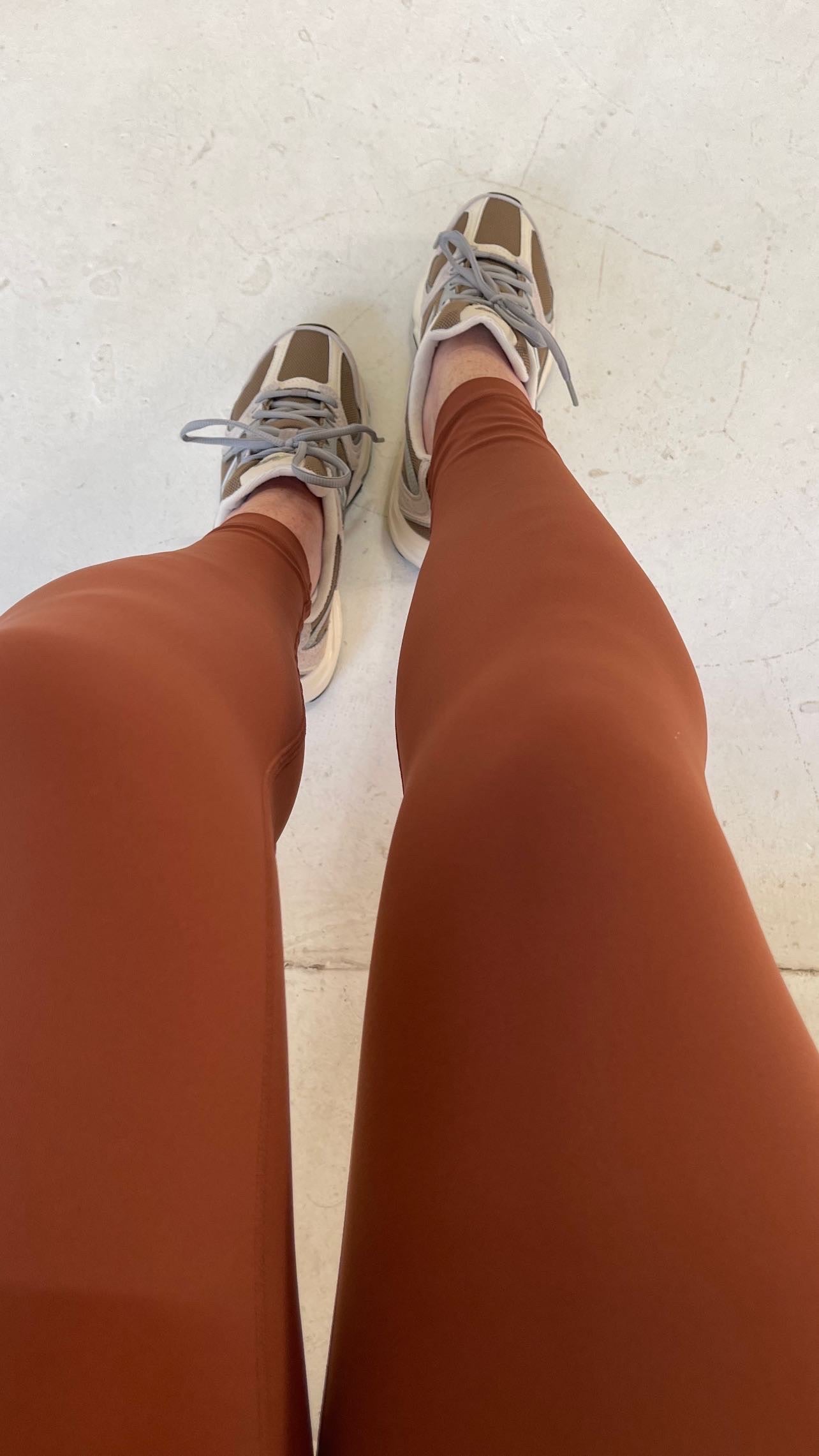 ‘ULTIMATE’ leggings coffee